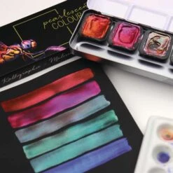 FINETEC | PREMIUM Pearlescent Colours — 'Flip-flop' 6 Paint Set 8 FINETEC | PREMIUM Pearlescent Colours — 'Flip-flop' 6 Paint Set -Golden Store FINETEC7CPREMIUMPearlescentColoursE2809426230393BFlip flop26230393B6paintset 2